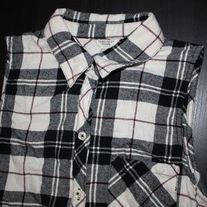 F21 Long Sleeveless Button Up Plaid Flannel Shirt